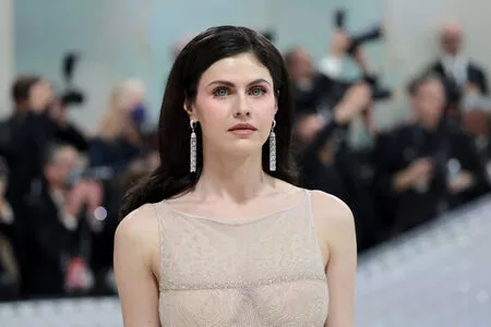 Alexandra Daddario Onlyfans Leaked Nude Image #DWSQXRgmza