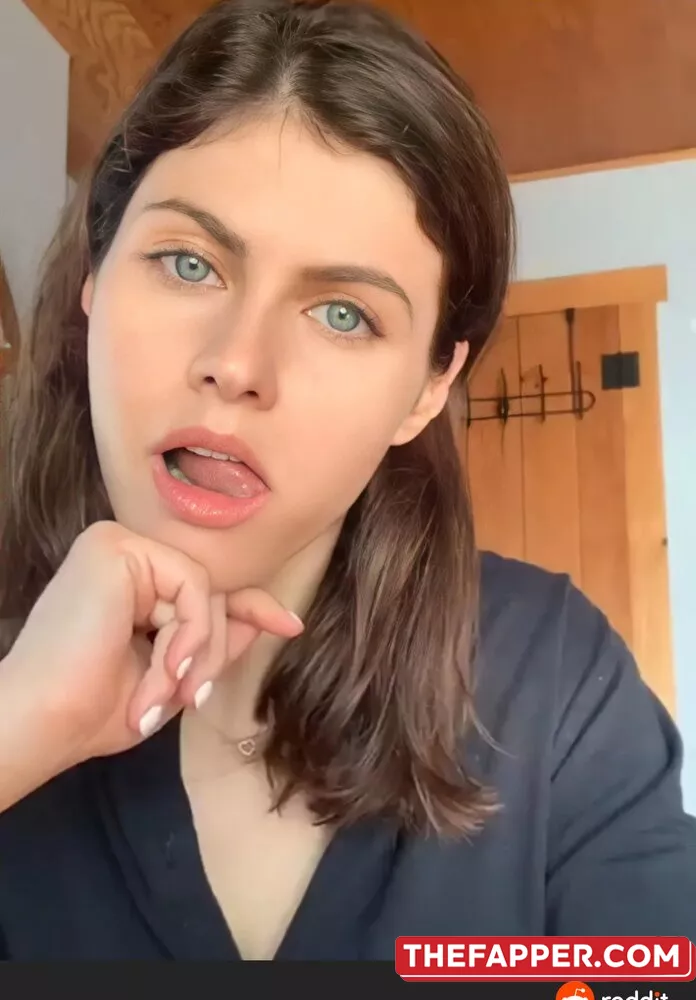 Alexandra Daddario  Onlyfans Leaked Nude Image #YDMVbOWyop