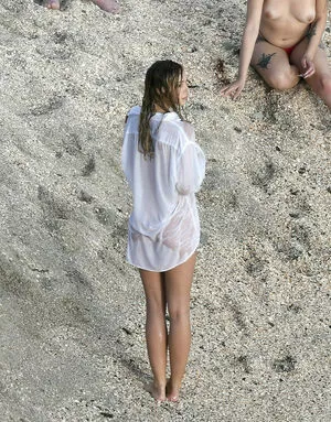 Alexis Ren Onlyfans Leaked Nude Image #K87knllNfR