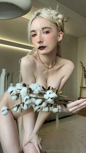 Alicemoonvip Onlyfans Leaked Nude Image #4e0QOJYBnL