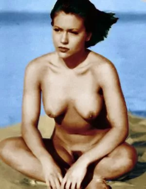 Alyssa Milano Onlyfans Leaked Nude Image #rmWxbaMEMo