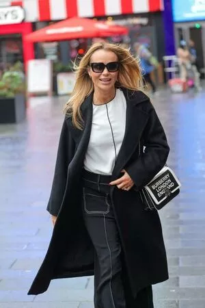 Amanda Holden OnlyFans Leak PtrYbz7VqU