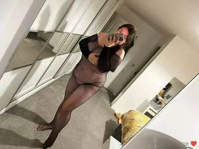 Amy Yasmine Onlyfans Leaked Nude Image #ZfhuZdbJHw