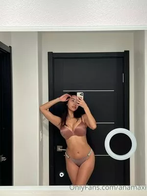 Anamaxi OnlyFans Leak SB5gZyPgLi