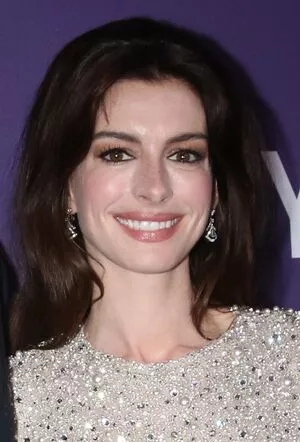 Anne Hathaway Onlyfans Leaked Nude Image #1ujgbbY0Pu