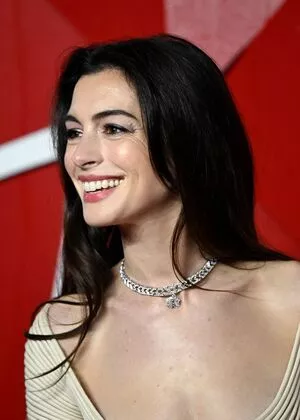 Anne Hathaway Onlyfans Leaked Nude Image #9KwEzd6WQ5