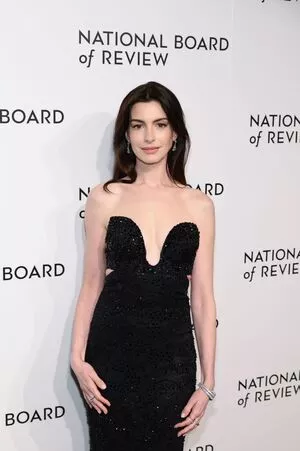 Anne Hathaway Onlyfans Leaked Nude Image #EaiRGnGKtw