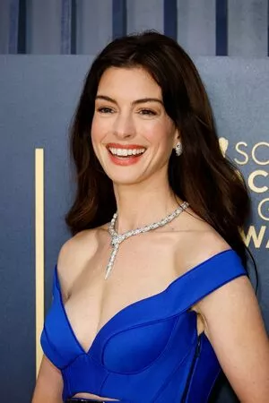 Anne Hathaway Onlyfans Leaked Nude Image #QePjphQZKl