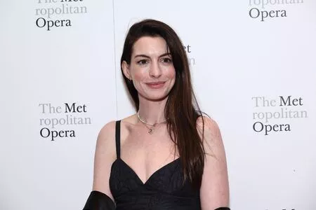 Anne Hathaway Onlyfans Leaked Nude Image #QnaejC7xhb