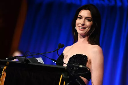 Anne Hathaway Onlyfans Leaked Nude Image #pY9hJ14qte