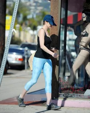 Anne Hathaway Onlyfans Leaked Nude Image #u4Dv2Jk1OO
