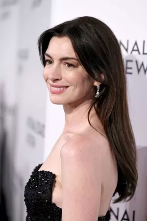 Anne Hathaway Onlyfans Leaked Nude Image #vYNfgMNgja