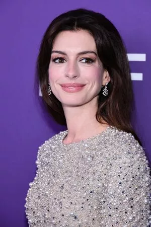 Anne Hathaway Onlyfans Leaked Nude Image #yz7r3bnzFX