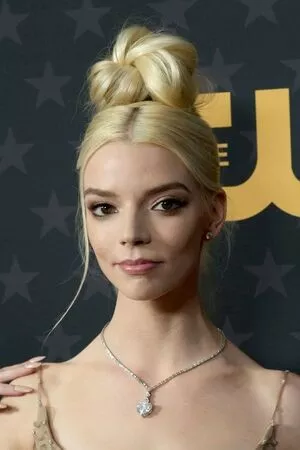 Anya Taylor Joy Onlyfans Leaked Nude Image #3tta83X8hq