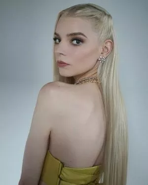 Anya Taylor Joy Onlyfans Leaked Nude Image #T1zBIqPEEP