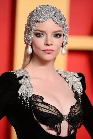 Anya Taylor Joy Onlyfans Leaked Nude Image #cdE12au94r