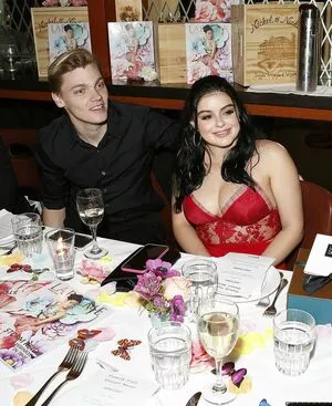 Ariel Winter Onlyfans Leaked Nude Image #Ch4oUU6Tg2