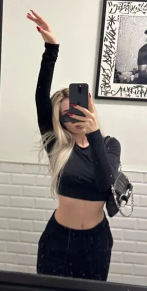 Ava Max Onlyfans Leaked Nude Image #8SmY4gPwAd