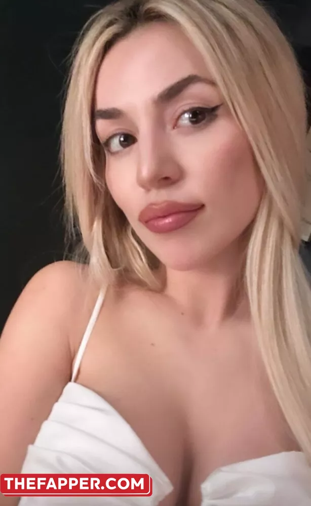 Ava Max  Onlyfans Leaked Nude Image #Oxyur6Q3XM