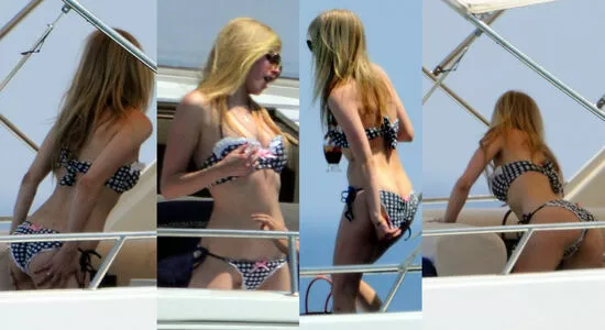 Avril Lavigne Onlyfans Leaked Nude Image #21JHWvy3QB