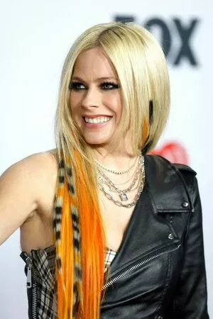 Avril Lavigne Onlyfans Leaked Nude Image #GP5g5CDreG