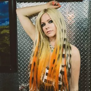 Avril Lavigne Onlyfans Leaked Nude Image #kFQIaGvO2m