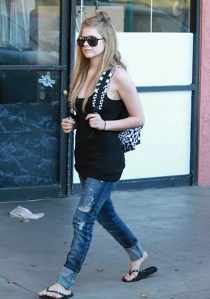 Avril Lavigne Onlyfans Leaked Nude Image #qL2JnyXDJw