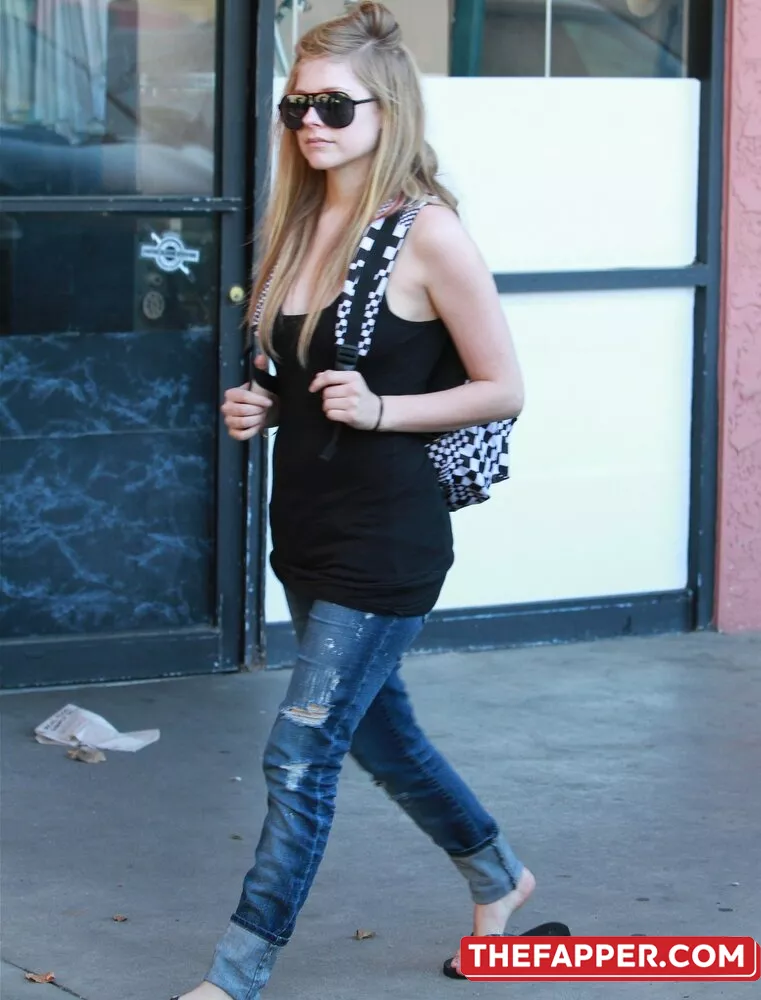 Avril Lavigne  Onlyfans Leaked Nude Image #qL2JnyXDJw