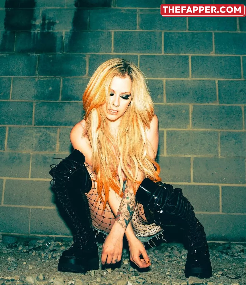 Avril Lavigne  Onlyfans Leaked Nude Image #vw2i1sSSew