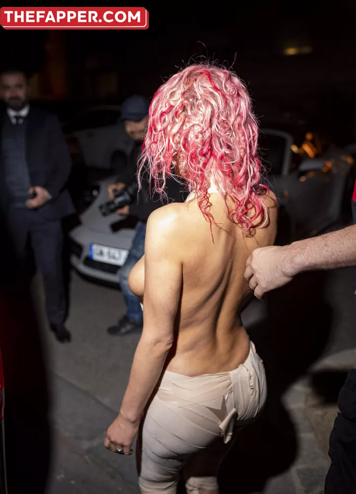 Bianca Censori  Onlyfans Leaked Nude Image #bbAxyVV5Zl