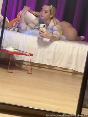 Blondelashes19 Onlyfans Leaked Nude Image #8Zi5z2VmkD