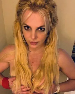 Britney Spears Onlyfans Leaked Nude Image #MeR0i7m035