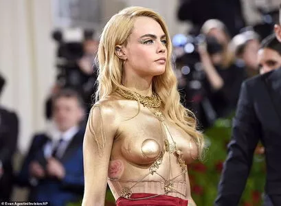 Cara Delevingne Onlyfans Leaked Nude Image #9aUn5PP940