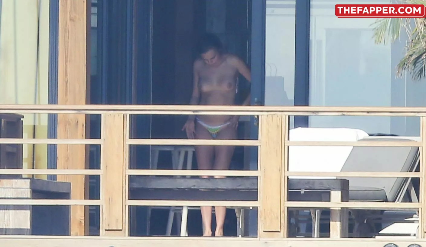 Cara Delevingne  Onlyfans Leaked Nude Image #oj8C2dU18S