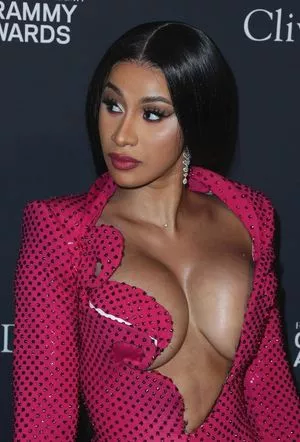 Cardi B Onlyfans Leaked Nude Image #HMRZMkoFTG