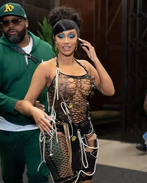 Cardi B OnlyFans Leak LWGXo0WpgV