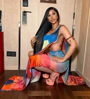 Cardi B Onlyfans Leaked Nude Image #PfFBenSSIz