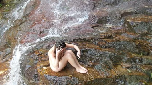 Carinamoreschi Onlyfans Leaked Nude Image #OrqAY6PhGI