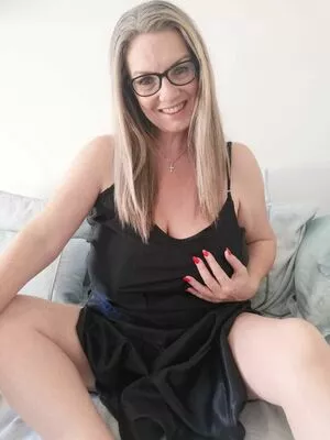 Carla36gg Onlyfans Leaked Nude Image #hdGd1GY2vW