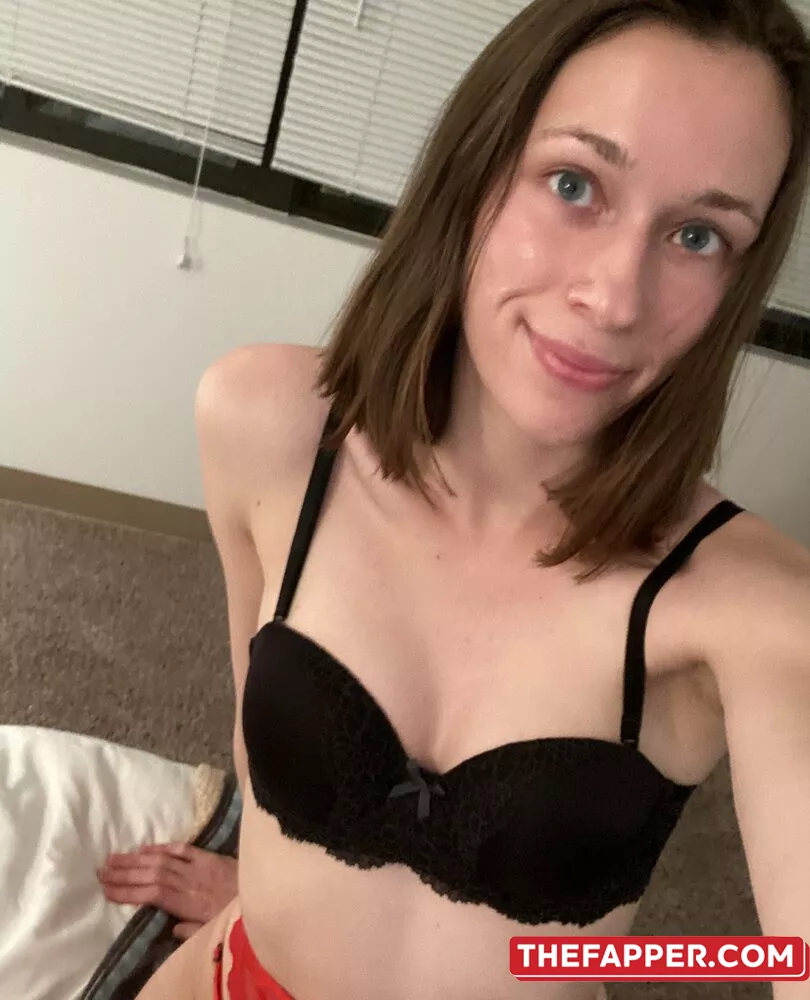 Celesteschmeckle  Onlyfans Leaked Nude Image #398x0AlwyU