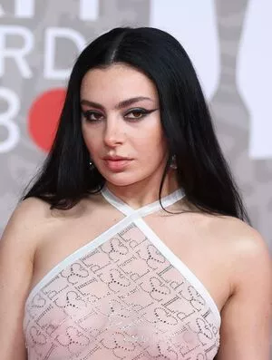 Charli Xcx Onlyfans Leaked Nude Image #A9T02eWIXJ