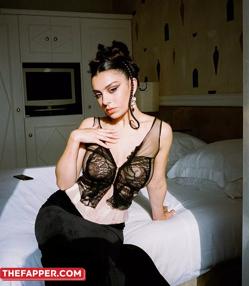 Charli Xcx  Onlyfans Leaked Nude Image #AkdVYm6ExR