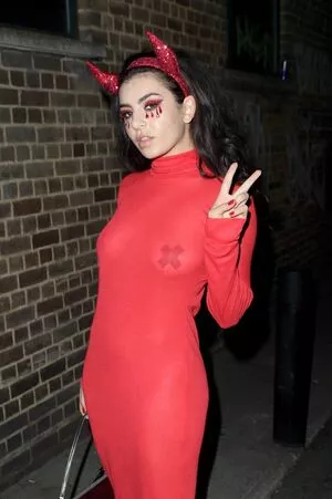 Charli Xcx Onlyfans Leaked Nude Image #HCyyYYraeg