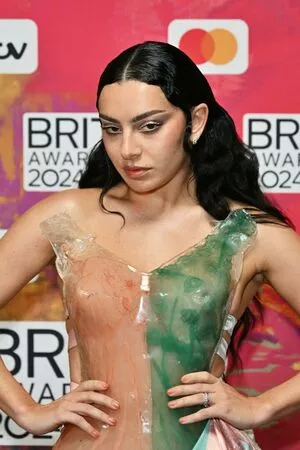 Charli Xcx Onlyfans Leaked Nude Image #ZyCuzUaO9X