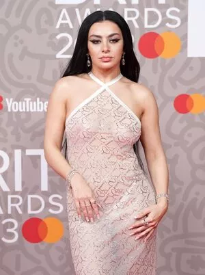 Charli Xcx Onlyfans Leaked Nude Image #ficHWD3bgv