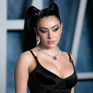 Charli Xcx Onlyfans Leaked Nude Image #gk3hZXg55I