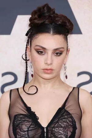 Charli Xcx Onlyfans Leaked Nude Image #sephTYkYaz