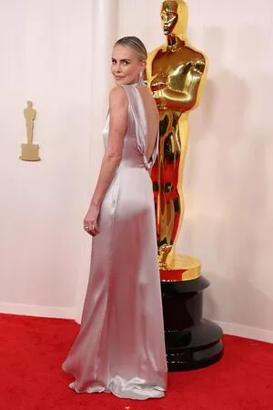 Charlize Theron Onlyfans Leaked Nude Image #4QNeYpa1zI