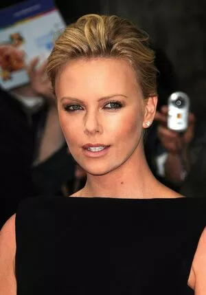 Charlize Theron Onlyfans Leaked Nude Image #nesbWLomCt