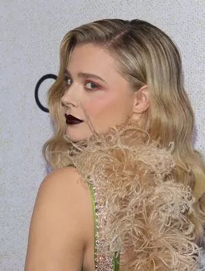 Chloë Grace Moretz Onlyfans Leaked Nude Image #9nu9sU6g3W